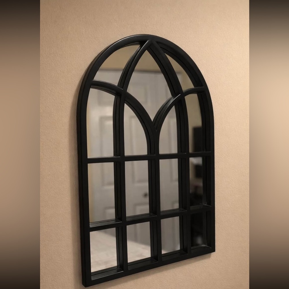 Arched Grid Wall Mirror in Black - Unbranded